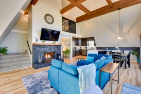 Spacious and Newly Remodeled A-Frame with 2 Decks
